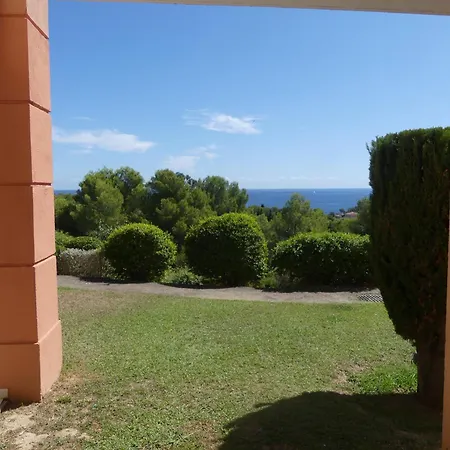 아파트 T2 Rez De Jardin Cap Esterel